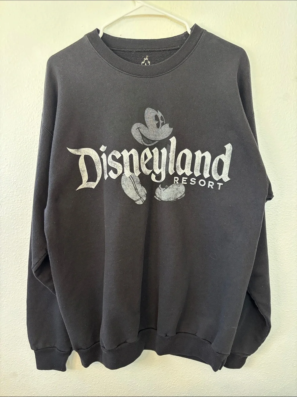 Hanes Black Disneyland Resort Crewneck Sweatshirt -540sku